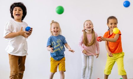 Giochi in inglese per Bambini. Le attività per aiutarli a imparare l’inglese